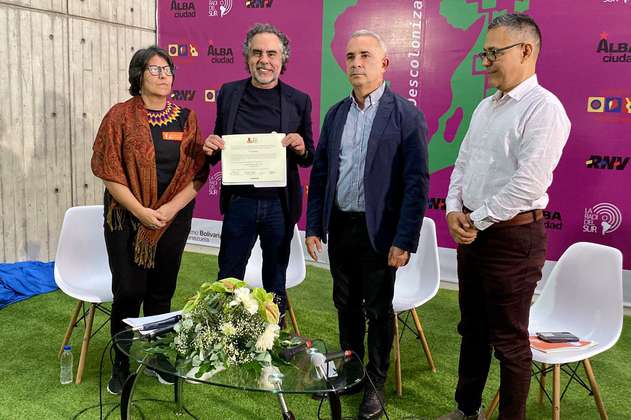 Venezuela premia al escritor colombiano Javier Bosch por su obra “Visiones”