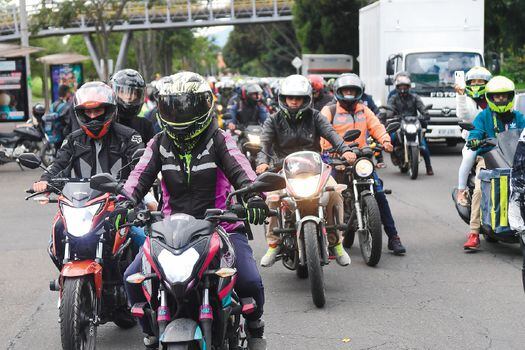 Según cifras de la Agencia Nacional de Seguridad Vial, el año pasado fallecieron 177 motociclistas en Bogotá. / Gustavo Torrijos