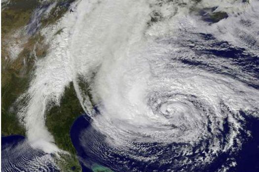 Call for Code busca unir a desarrolladores , empresas y universidades para prevenir y afrontar catástrofes mediante nuevas tecnologías. Imagen tomada por la NASA del huracán Sandy. / NASA