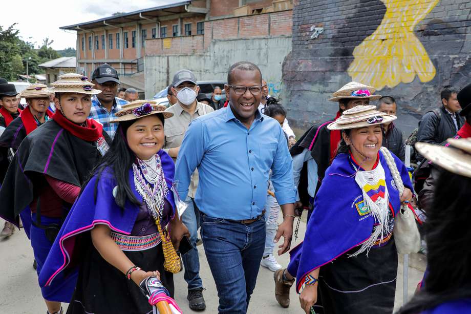 El gobernador del Cauca fue destacado en 2020 como el afrocolombiano del año.