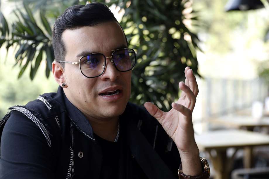 MEDELLÍN (COLOMBIA), 06/03/2024.- El cantante colombiano Yeison Jiménez habla durante una entrevista con EFE el 29 de febrero de 2024 en Medellín (Colombia). EFE/ Luis Eduardo Noriega Arboleda
