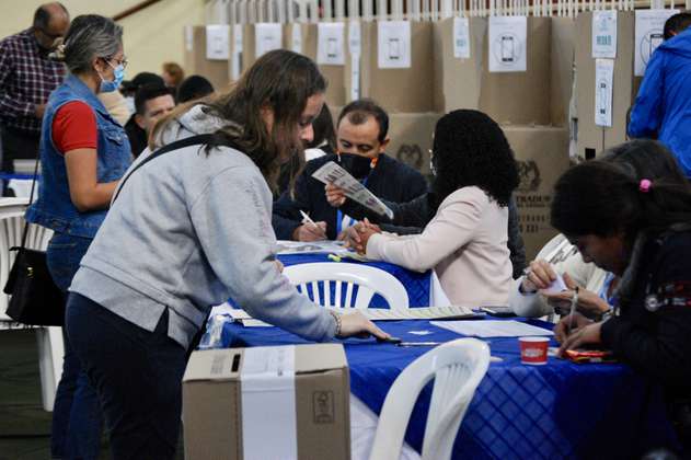 ¿Los colombianos en el exterior pueden votar para las elecciones de alcaldes?