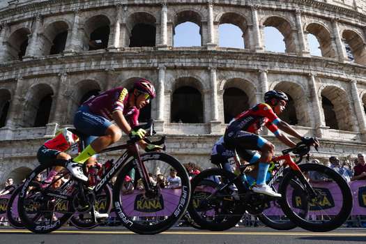 Una vez más Colombia tuvo protagonismo en el Giro de Italia, que terminó este domingo en las calles de Roma. (Ciclismo, Italia, Roma) EFE/EPA/ANGELO CARCONI
