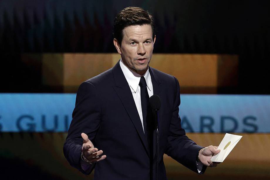 Mark Wahlberg es un reconocido católico. El actor declaró en una ocasión, que lo primero que hace diariamente es orar.