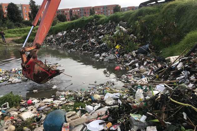 Distrito adelanta el cuarto operativo del año para retirar basura del río Tunjuelo