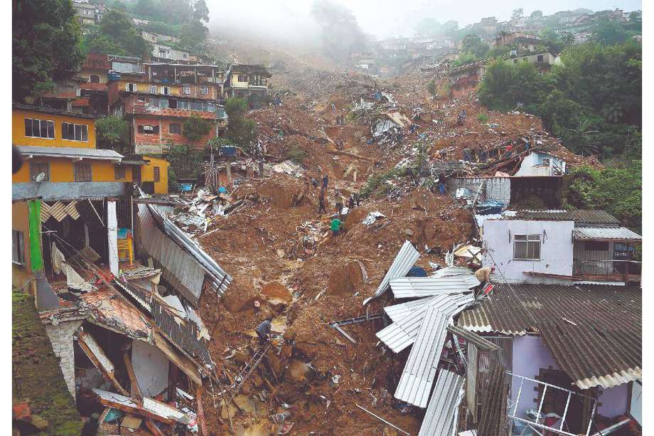 Unas 80 viviendas resultaron afectadas en Morro da Oficina.