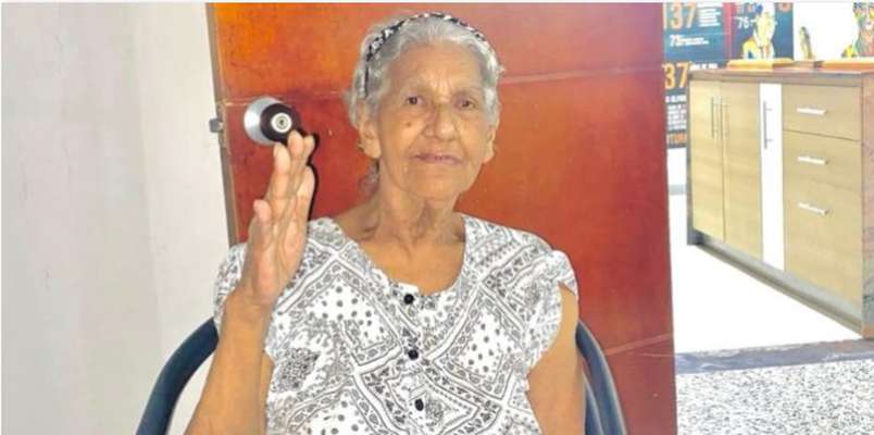 Elvira Maestre, mejor conocida como ‘Mamá Vila’, madre de Diomedes Díaz, falleció este martes en Valledupar. Tenía 86 años.