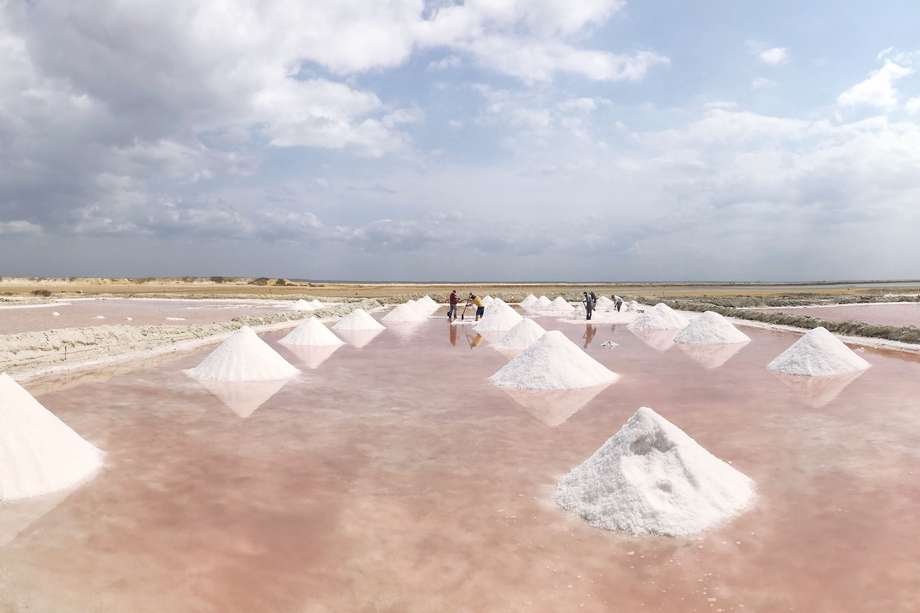 De Manaure se extrae el 70% de la sal que se consume en Colombia