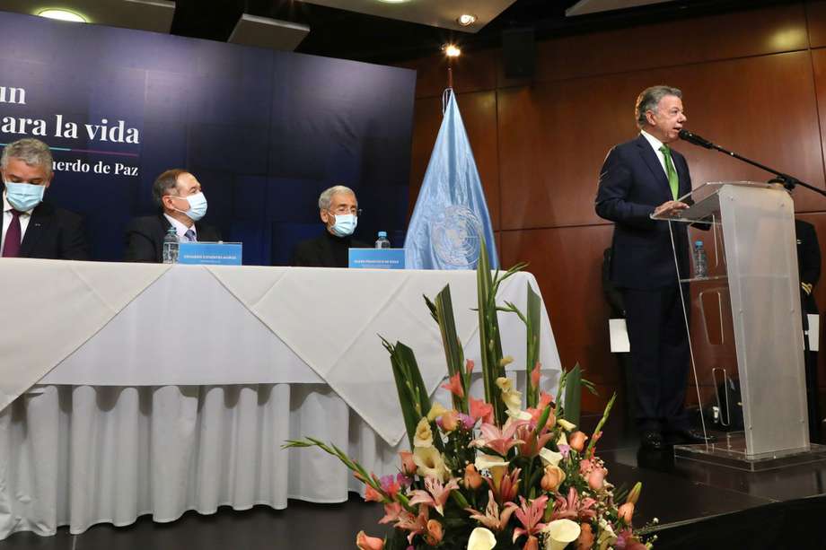El expresidente Juan Manuel Santos durante la conmemoración de los cinco años de la firma del Acuerdo de Paz.