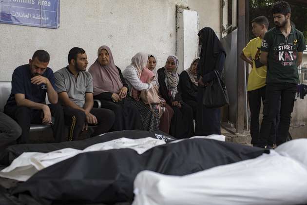 Israel vuelve a bombardear con contundencia la Franja de Gaza y se acerca a Rafah