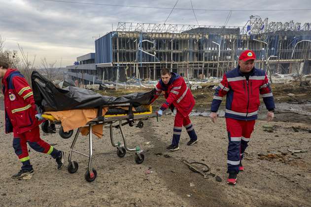 Rusia bombardea el este de Ucrania dejando 10 muertos