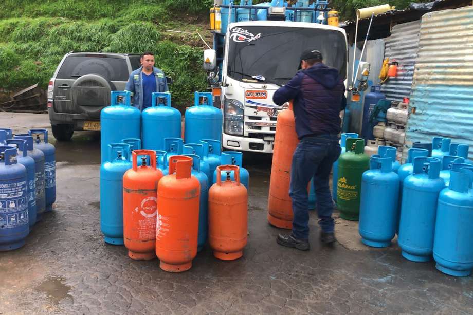 En el operativo, adelantado por la Policía y la Sipol, se incautaron 143 cilindros de gas.