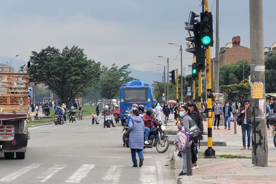 Se presentan dos bloqueos en el sur de Bogotá.