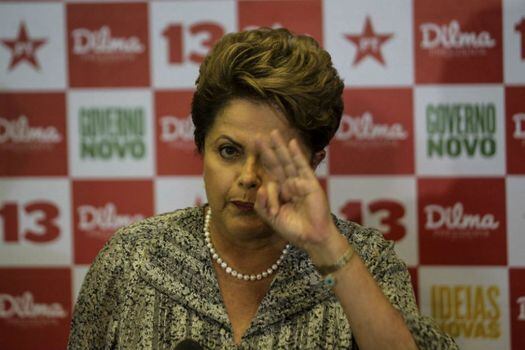 Dilma Rousseff demandará a revista que la involucró en caso de corrupción 