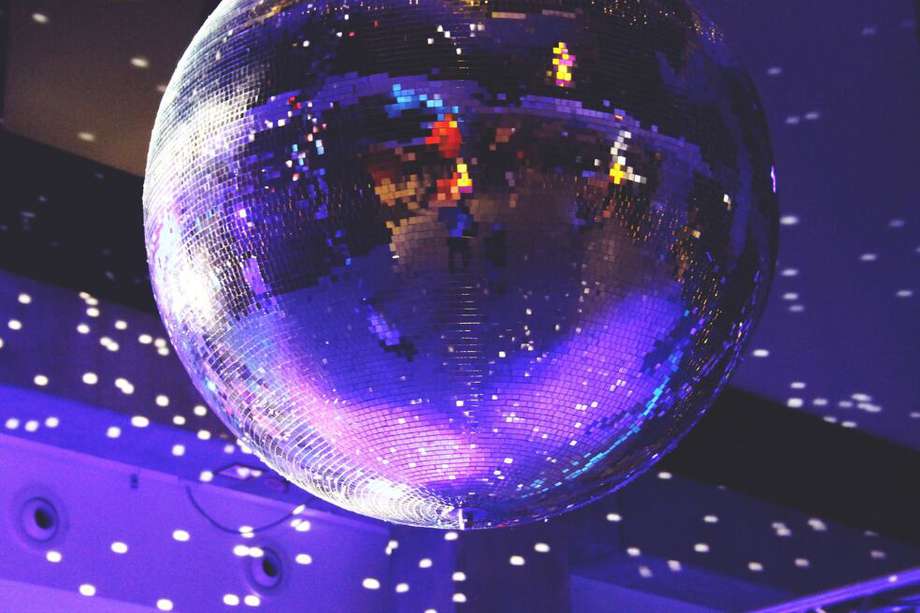 Los investigadores aseguran haber empleado con éxito las bolas de discoteca para observar fenómenos previos.