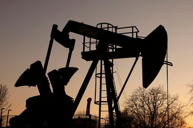 El precio del petróleo cayó antes de la reunión de la OPEP+