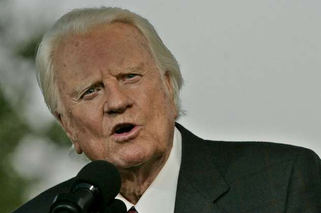 Trump rinde homenaje al fallecido pastor Billy Graham