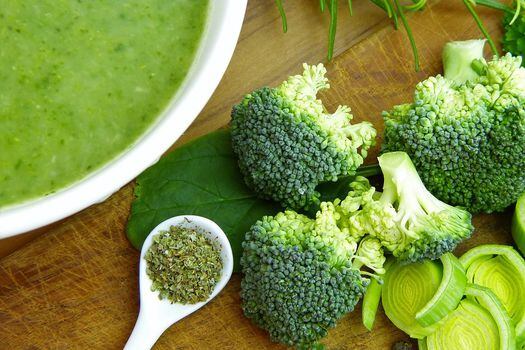 Con estas dos recetas con brócoli podrás disfrutar de dos deliciosos y nutritivos platos.