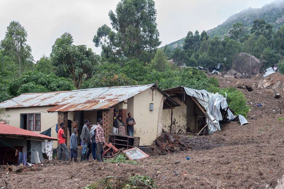 Construcción afectada por las lluvias que causa el ciclón Freddy en Malaui, África.