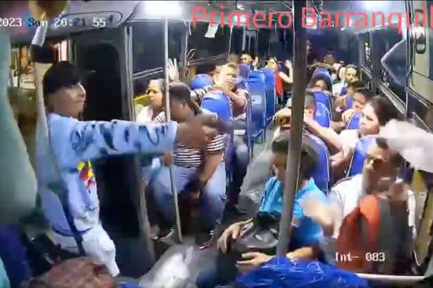En video quedó registrado el atraco masivo en bus de Barranquilla