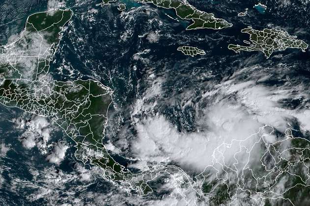 Centroamérica se prepara para arremetida de nuevo huracán