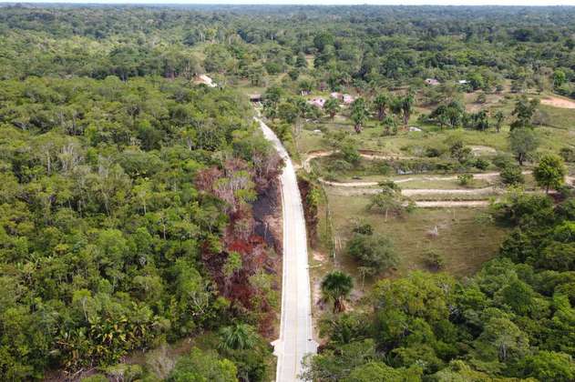 El Gobierno entregó siete kilómetros de la vía Leticia -Tarapacá, Amazonas