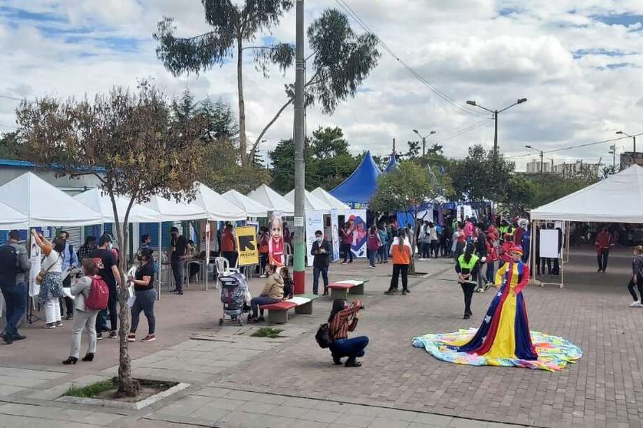 De acuerdo con la Dirección Distrital de Relaciones Internacionales se brindaron más de 1.000 asesorías a la población migrante en Bogotá.