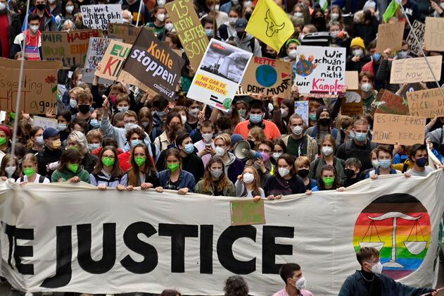 Jóvenes en huelga de hambre piden cambios en política climática en Alemania