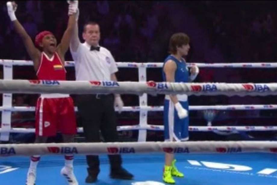 Ingrit Valencia celebrando la victoria contra la uzbeca en el Mundial Femenino de Boxeo de Turquía.