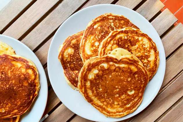 Prepara esta deliciosa receta de pancakes y comparte con toda tu familia