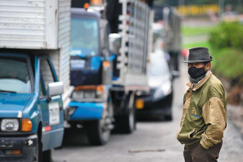 Los camioneros independientes tienen actualmente 120 puntos de concentración. / Gustavo Torrijos - El Espectador
