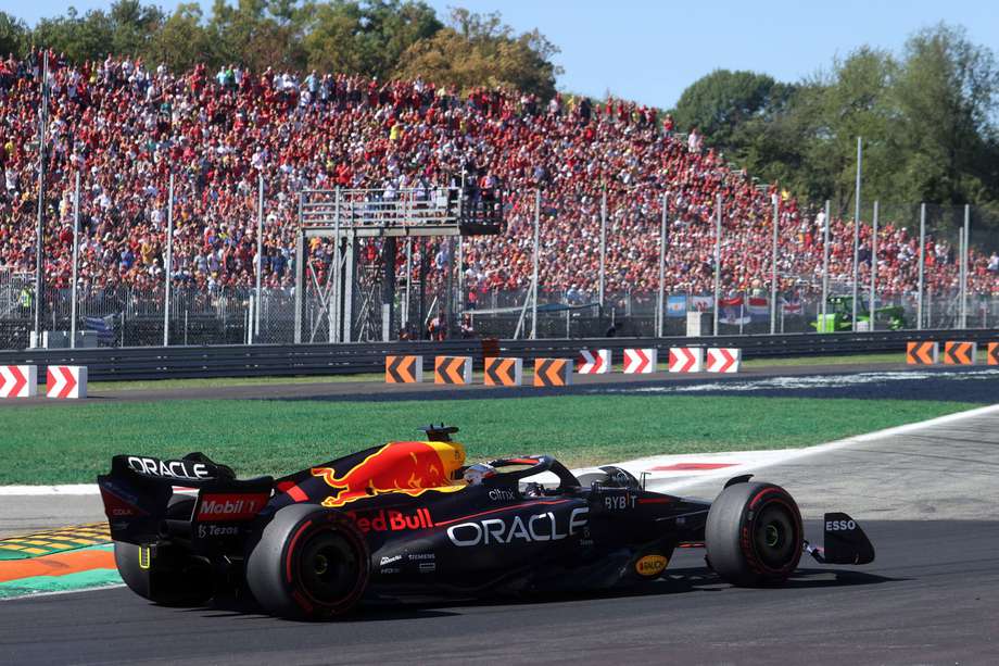 Max Verstappen en el Autódromo Nacional de Monza durante el Gran Premio de Italia. //EFE/EPA/MATTEO BAZZI
