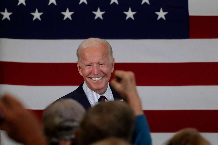 Joe Biden, quien fue expresidente en la administración de Barack Obama, dice que en su presidencia hará inversiones en infraestructura para apoyar la competitividad de la clase media.