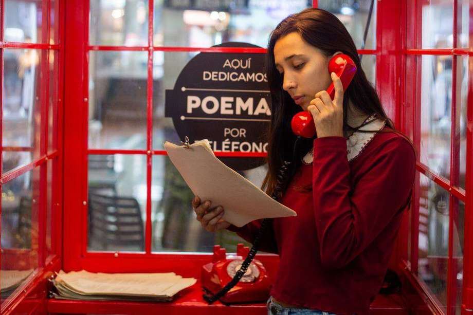 Emprendimiento Colombiano: Cabina literaria