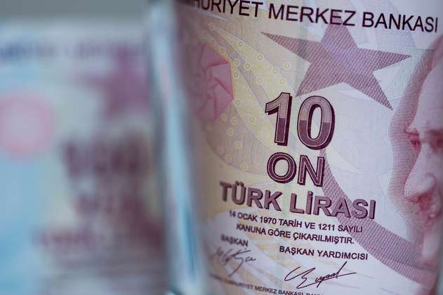 Presidente de Turquía le pidió a su pueblo confiar en la lira
