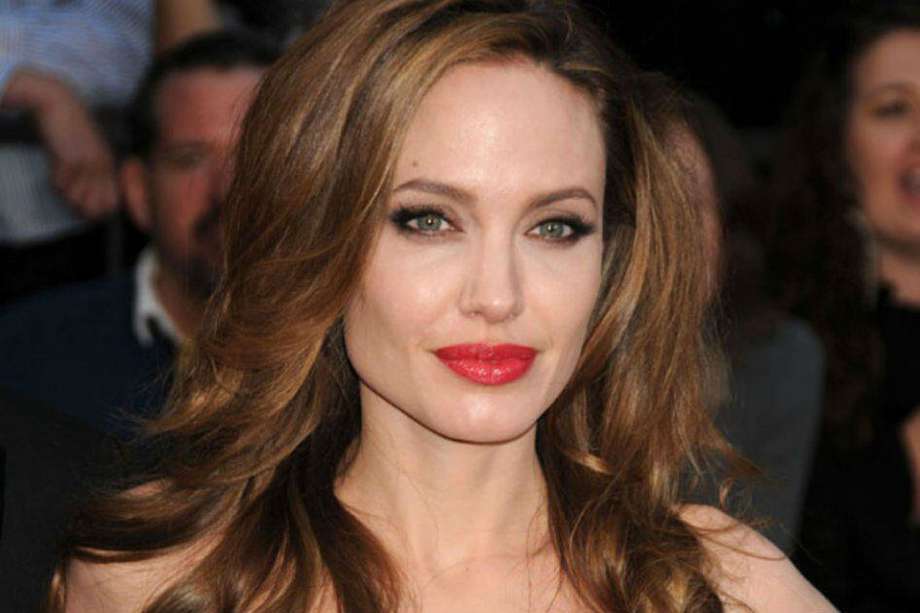 Angelina Jolie gasta 18.000 euros al año en tratamientos faciales