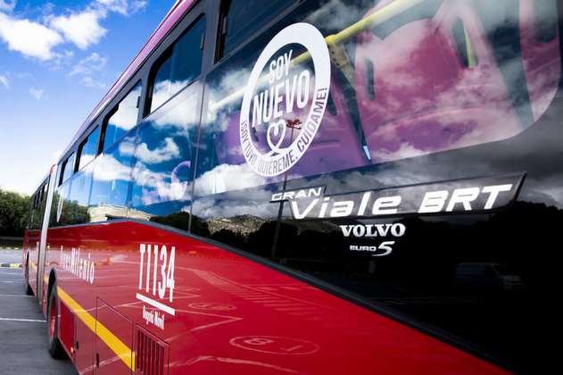 Este lunes llegan 130 buses nuevos a Transmilenio y sube la tarifa a $2.500