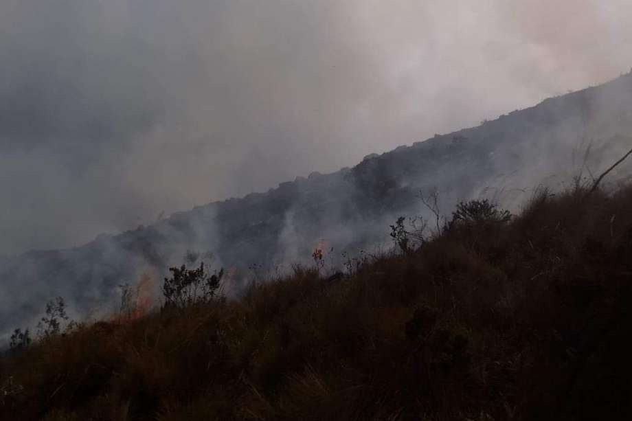 En el último mes, Cumbres Blancas Colombia y personas de diferentes comunidades han denunciado incendios provocados en algunos páramos de Boyacá.