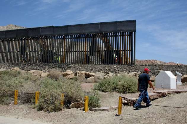 El alcalde que detuvo la construcción de un muro privado en la frontera EE.UU.- México
