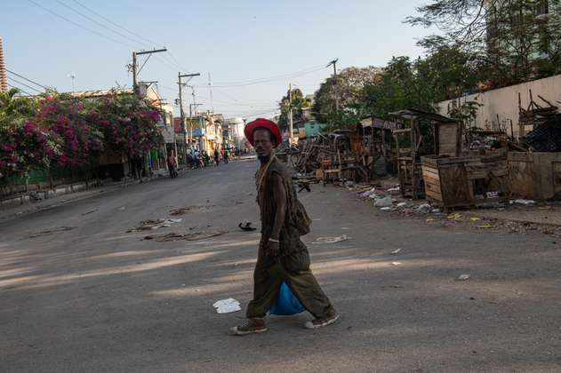 La situación en Haití se deteriora: EE. UU. evacúa parte de su personal