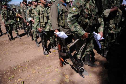 El Departamento de Estado de EE.UU. anunció este martes la retirada de las extintas FARC de su lista negra de grupos terroristas, de la que formaba parte desde 1997, al asegurar que “ya no existe como organización unificada”.