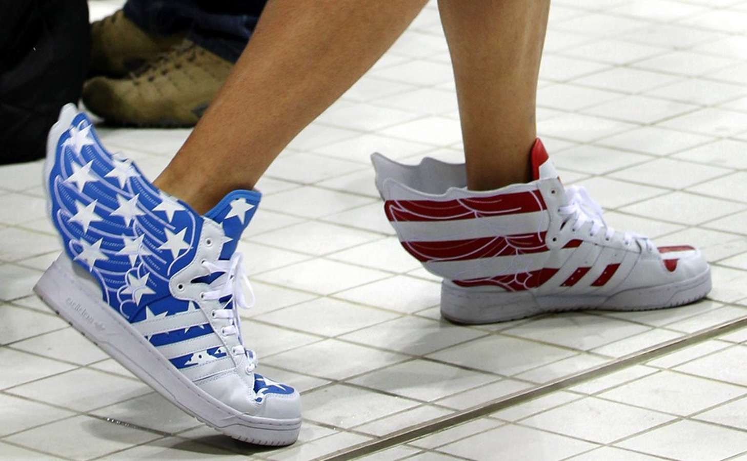 Las zapatillas deportivas siguen siendo un 'must' para las expertas y aquí  sus dos preferidas