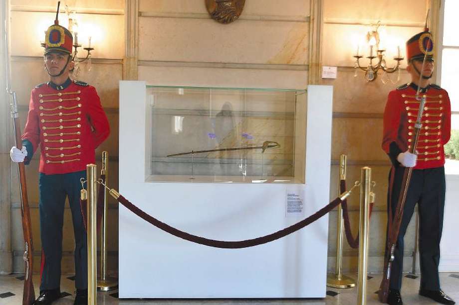 La espada de Bolívar está ubicada actualmente en la entrada de la Casa de Nariño.  / Óscar Pérez