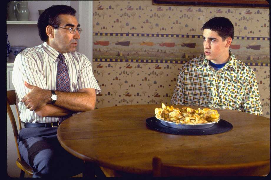 (izq.der.) Eugene Levy y Jason Biggs desarrollaron el papel de padre-hijo en las películas de "American Pie".