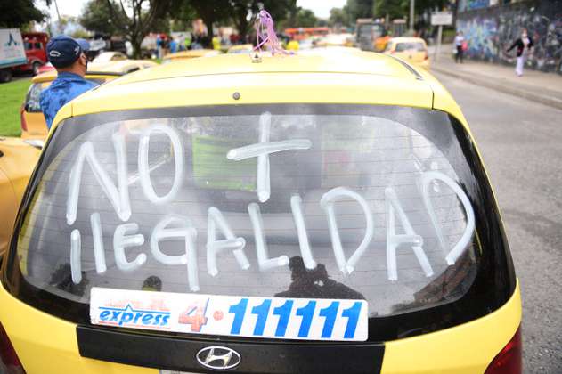 Caos de movilidad en Cartagena debido a paro de taxistas