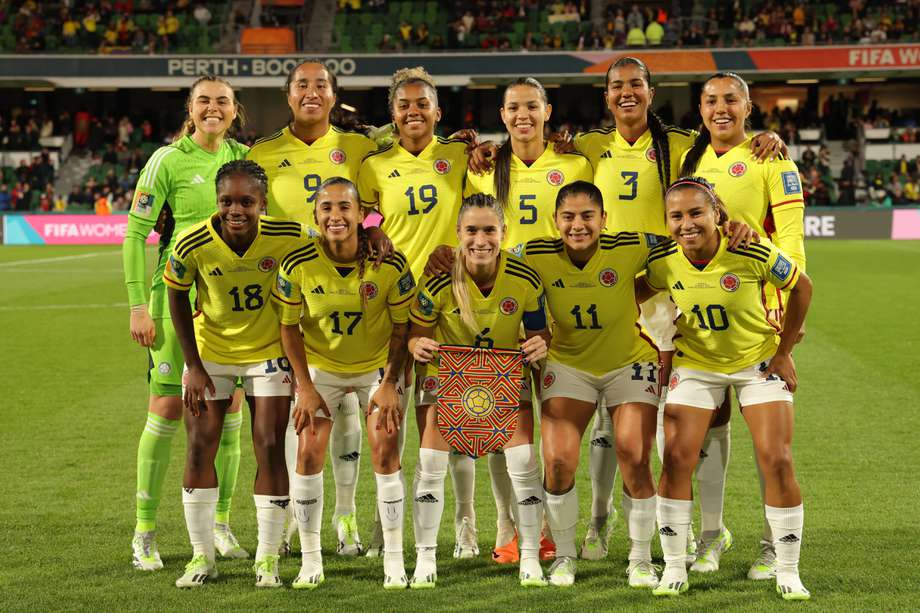 La selección femenina de Colombia antes del partido con Marruecos. 