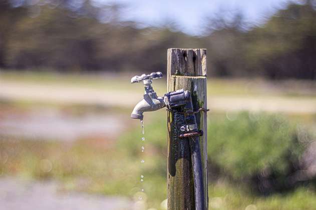 Por suministrar agua no apta para el consumo humano, Superservicios sanciona a Acualcos 