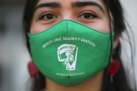 La decisión de la Cámara Baja de Chile frente al aborto coincide con la jornada de manifestaciones que se desarrolla en el país suramericano, así como en otras partes del mundo.