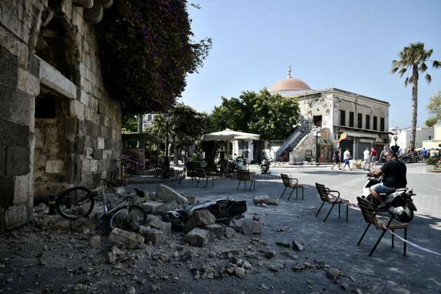 Potente terremoto sacude la isla griega de Kos y deja dos turistas muertos