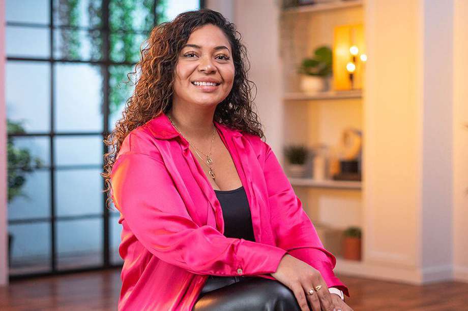 Ella es Lorena Larissa Arias Fabián, una de las emprendedoras detrás de Manzana Verde.